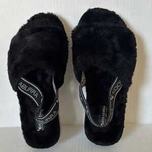 Koolaburra Women's Plush Black Slippers